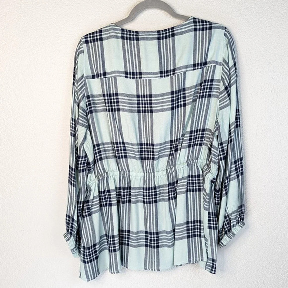 Lane Bryant Blue Plaid/Flannel Cinched Waist dress top size 14 - Picture 2 of 11